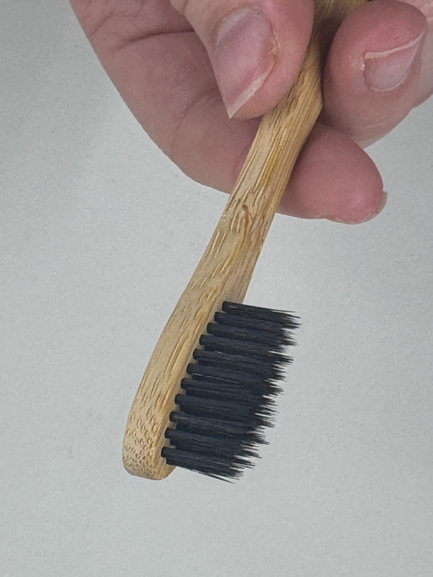 Tohi Bamboo Soft Bristle Scalp Exfoliator (4 Pcs)